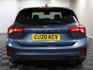 Ford Focus ST-LINE X 8