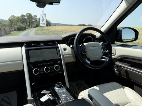 Land Rover Discovery TD6 HSE LUXURY 28