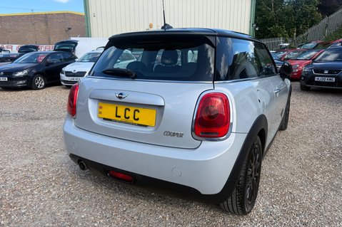 Mini Hatch COOPER.. 6 SERVICES..DAB..SAT NAV..HEATED SAETS..STUNNING EXAMPLE 10