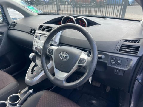 Toyota Verso 1.8 V-Matic TR Multidrive S Euro 5 5dr 24