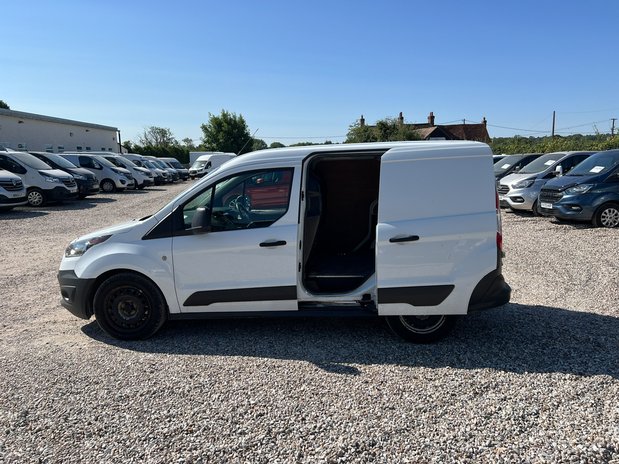 Ford Transit Connect SWB L1H1 Low Roof Ply Lining EURO 6 NO VAT 11