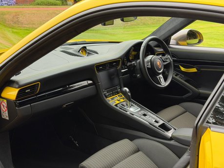 Porsche 911 CARRERA T PDK 82