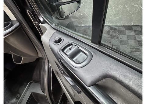 Ford Transit Custom 2.0 300 EcoBlue Limited Panel Van 5dr Diesel Manual L2 H1 Euro 6 (s/s) (130 27