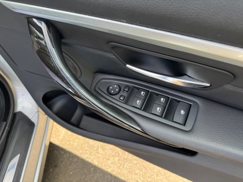 BMW 4 Series 420I LUXURY CONVERTIBLE 37