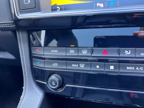 Jaguar F-Pace 2.0 D180 R-Sport Auto AWD Euro 6 (s/s) 5dr 40