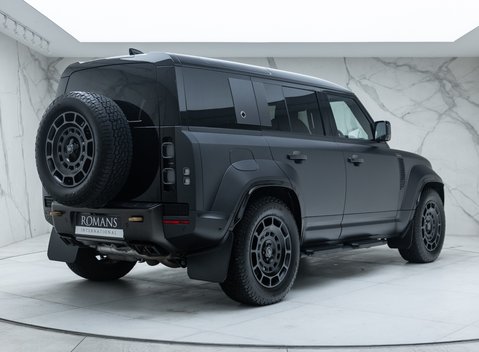 Land Rover Defender OCTA EDITION ONE 6