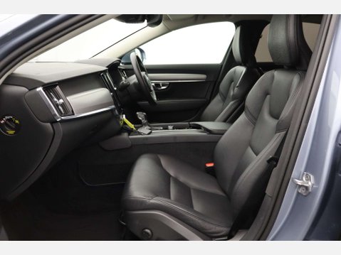 Volvo S90 2.0 S90 Momentum D4 Auto 4dr 11