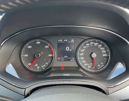 SEAT Arona 1.6 Arona SE Technology Luxury TDI 5dr 20