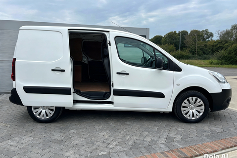 Citroen Berlingo 850 LX L1 90 ps HDi Panel Van - Air Con / Twin Side Loading Doors 8