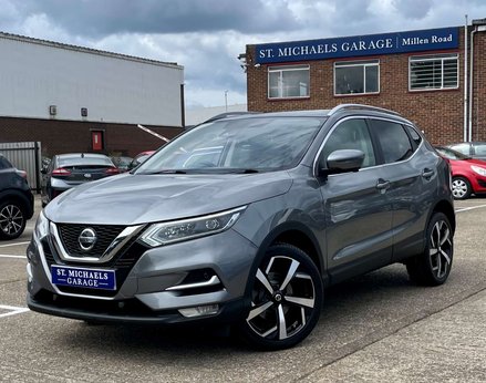 Nissan Qashqai 1.3 Qashqai N-Motion DiG-T 5dr 1