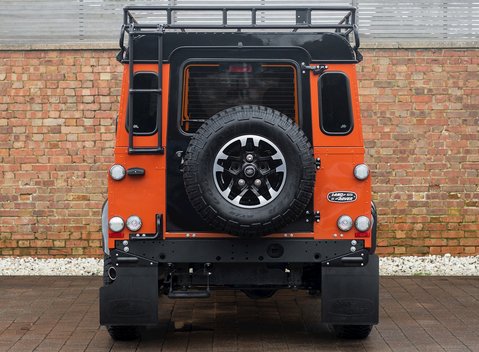 Land Rover Defender 90 Adventure Edition 5