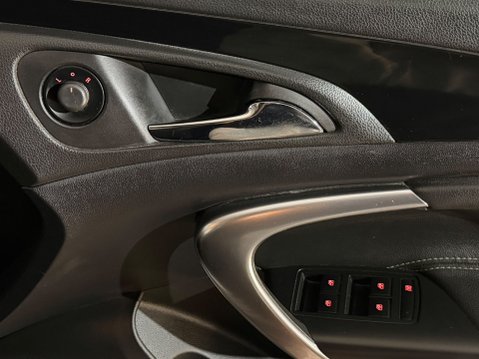 Vauxhall Insignia SE NAV CDTI 23