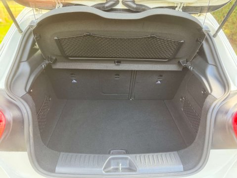 Mercedes-Benz A Class 1.6 A200 AMG Line (Premium Plus) Hatchback 5dr Petrol 7G-DCT Euro 6 (s/s) ( 28