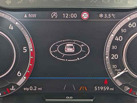 Volkswagen Tiguan R-LINE TDI BMT 4MOTION DSG 45