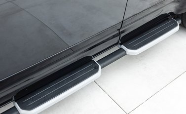 Land Rover Defender 110 V8 26