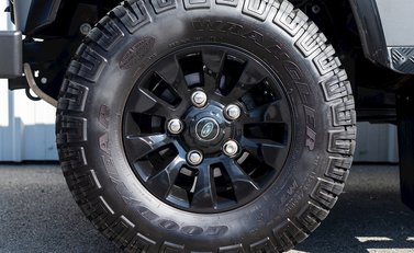 Land Rover Defender 90 Autobiography Edition 10