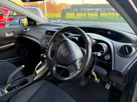 Honda Civic 1.8 i-VTEC ES Auto Euro 5 5dr 7
