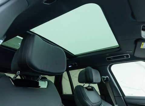 Land Rover Range Rover P530 SV 16