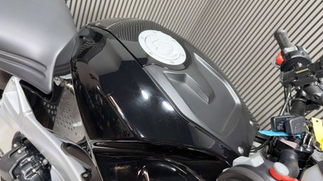 BMW K1200S K1200S 2007 FULL LUGGAGE, MOT, DELKEVIC EXHAUST TOURER 31