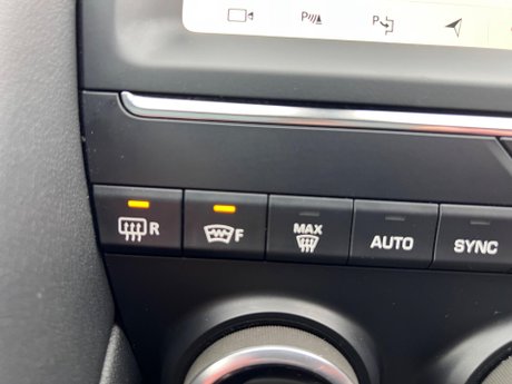 Jaguar E-Pace 2.0 D180 R-Dynamic HSE Auto AWD Euro 6 (s/s) 5dr 49