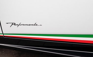 Lamborghini Huracan Spyder LP640-4 Performante 25