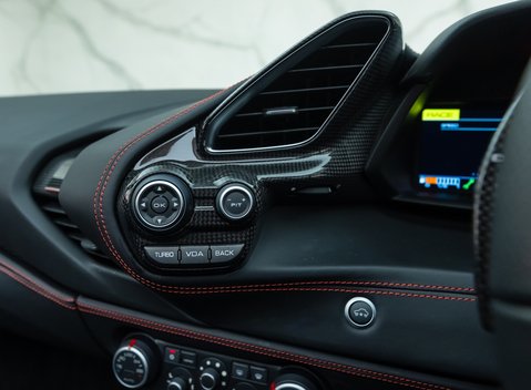 Ferrari 488 SPIDER 22