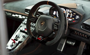 Lamborghini Huracan Performante 11