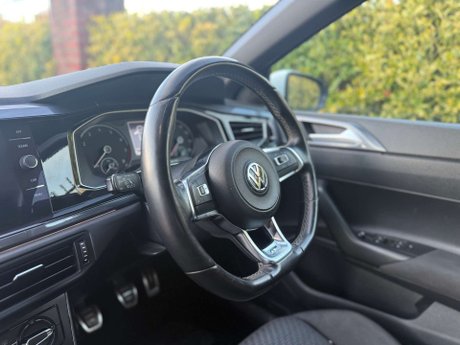 Volkswagen Polo 1.0 Polo R-Line TSi 5dr 36