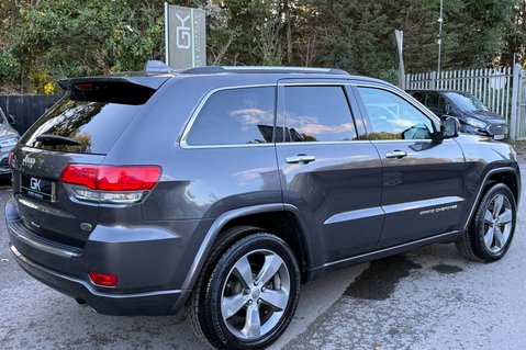 Jeep Grand Cherokee V6 CRD OVERLAND -2 OWNERS -8 SERVICES -PAN ROOF - HUGE SPEC 6