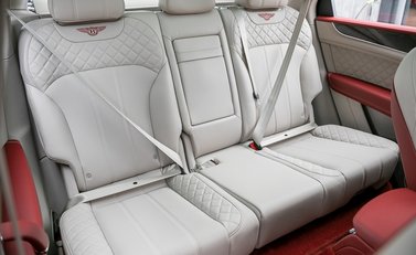 Bentley Bentayga W12 13