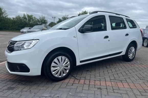 Dacia Logan ESSENTIAL 1.0 TCE ESTATE 17
