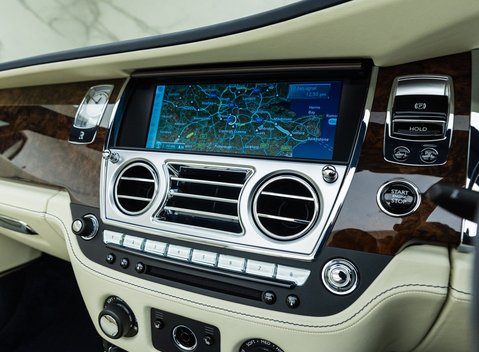 Rolls-Royce Dawn V12 23