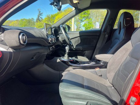 Nissan Juke 1.0 Juke Tekna+ DiG-T 5dr 34