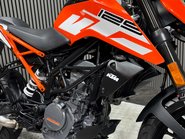 KTM Duke 2017 17K NEW MOT 125CC 15BHP NAKED BIKE 14