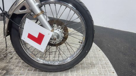 Suzuki GN 1996 CLASSIC 125CC PROJECT BIKE SPARES OR REPAIR LEARNER BIKE 8