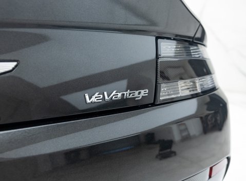 Aston Martin V12 Vantage ROADSTER 49