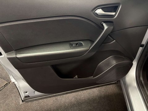 Renault Captur 1.3 Captur Iconic TCe 5dr 48