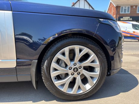 Land Rover Range Rover 3.0 D300 MHEV Westminster SUV 5dr Diesel Auto 4WD Euro 6 (s/s) (300 ps) 13