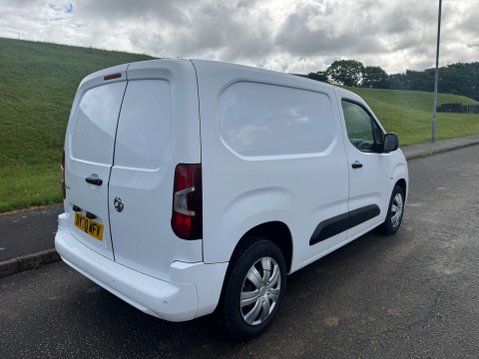 Vauxhall Combo 1.5 Combo 2300 Sportive S/S 4