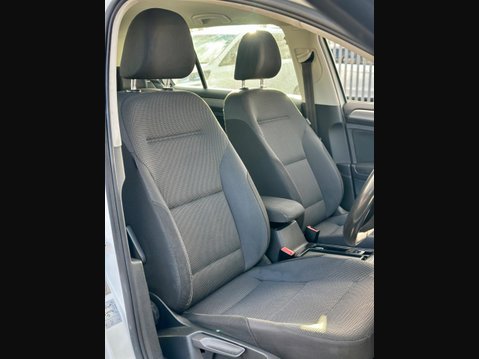 Volkswagen Golf 1.6 TDI BlueMotion Tech Match Edition DSG Euro 6 (s/s) 5dr 21