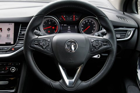 Vauxhall Astra ELITE NAV 20