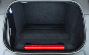 Porsche 911 Carrera 4 (992) 37