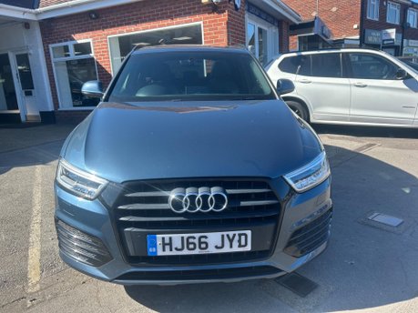 Audi Q3 TFSI S LINE NAVIGATION 12
