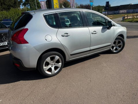 Peugeot 3008 1.6 HDi Sport Euro 5 5dr 8