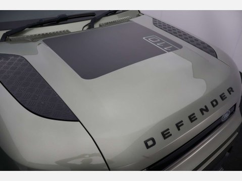 Land Rover Defender 3.0 Defender First Edition D MHEV Auto 4WD 5dr 19