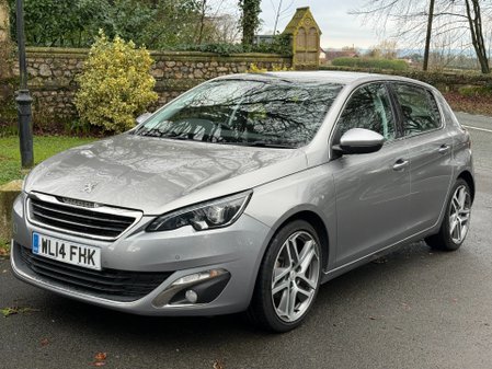 Peugeot 308 E-THP ALLURE 5