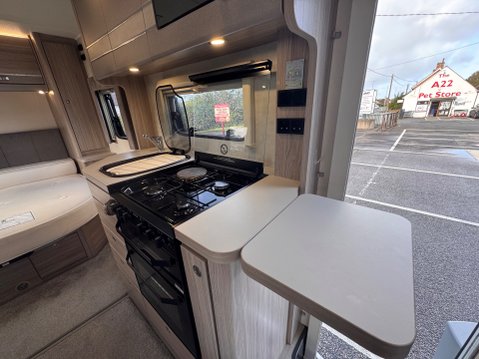 Elddis Autoquest 150 16