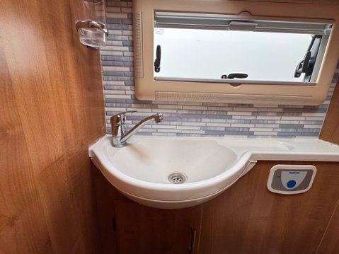 Auto-Trail Mohawk 27