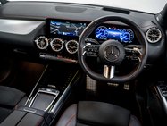 Mercedes-Benz EQA EQA 350 AMG Line Premium Plus 4M 4WD 5dr 29