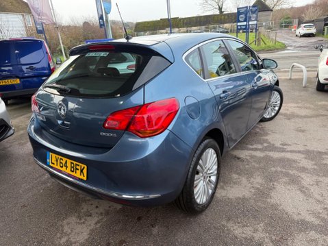 Vauxhall Astra 1.6 CDTi ecoFLEX Excite Euro 6 (s/s) 5dr 5